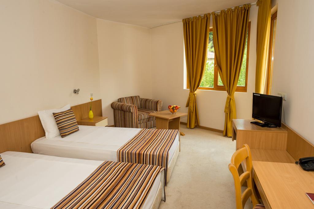 Diva Hotel & Thermal Pool Chiflik Quarto foto